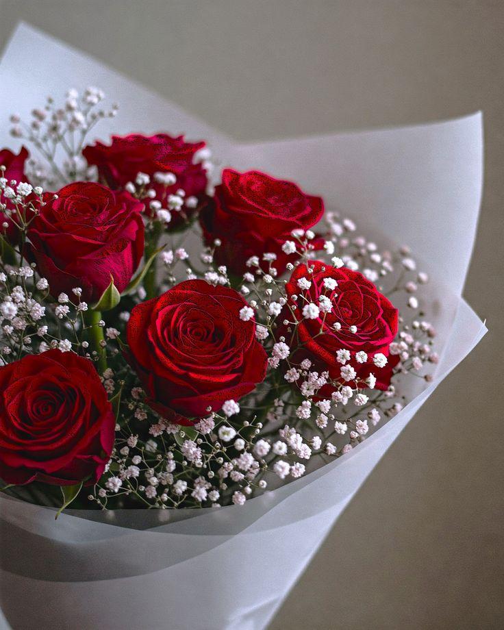 Drift Grove Calm workshop space where corporate flower arrangements are designed and prepared for business delivery